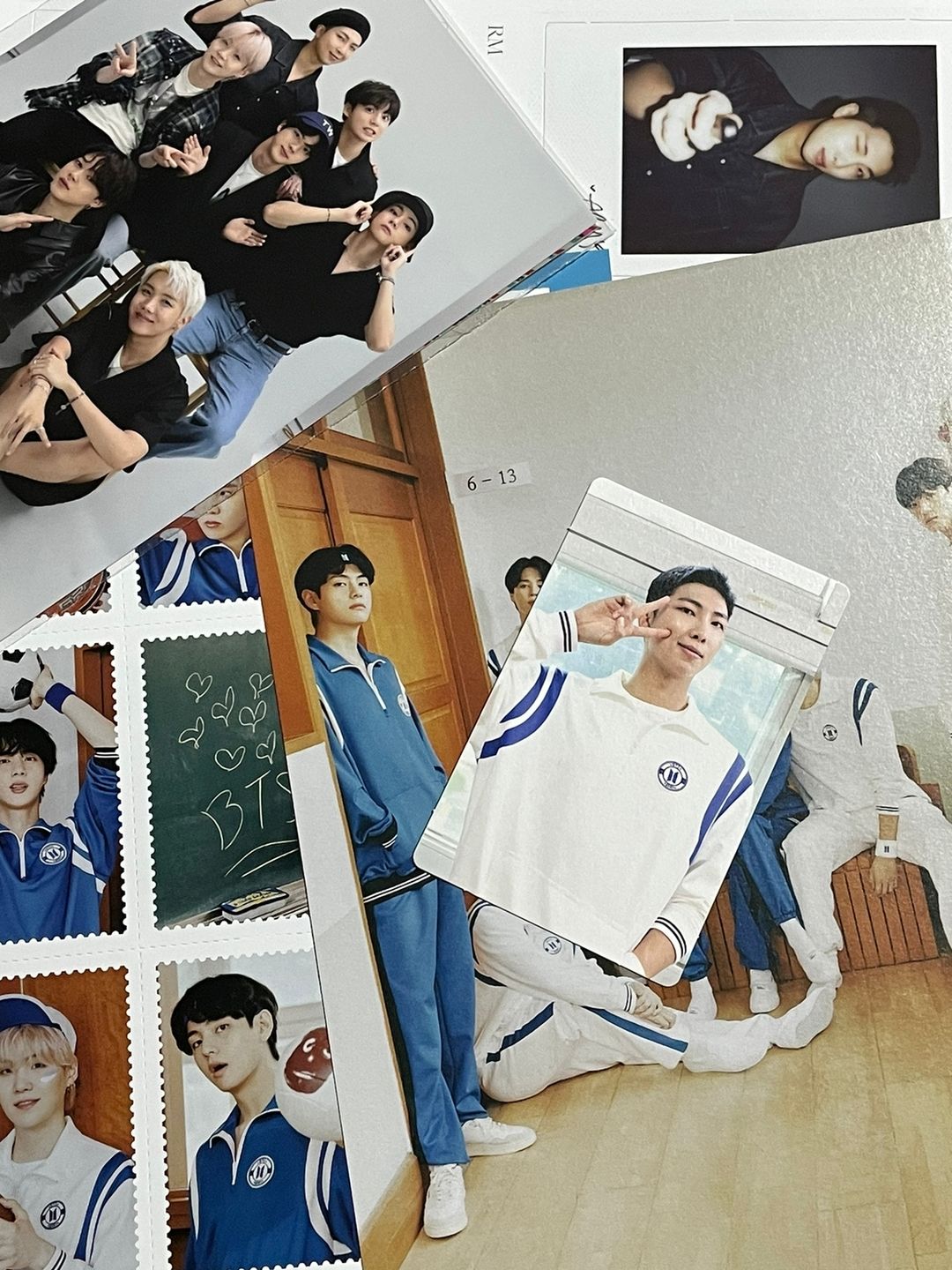 Customer photo review of [2ND PRE-ORDER] BTS - SPECIAL 8 PHOTO FOLIO US OURSELVES AND BTS WE SET VER.
