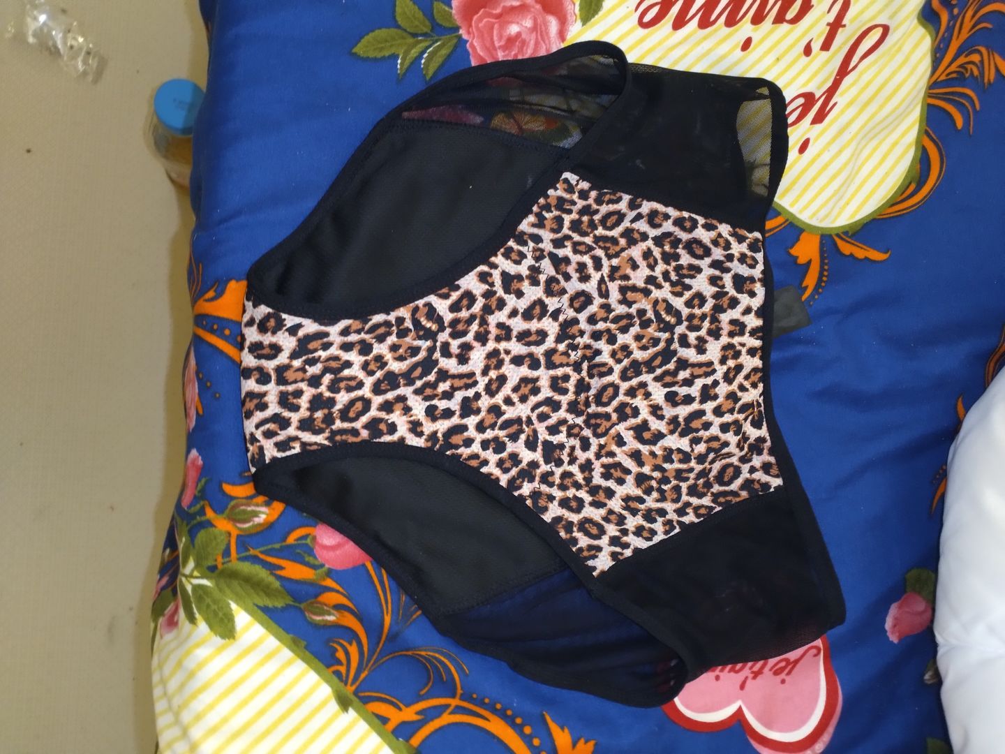 Customer photo review of Culotte Menstruelle gainante Clara (taille haute)