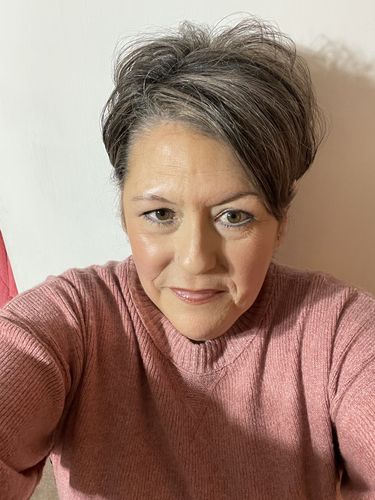 Customer photo review of Masters Black Titanium Flat Iron 1.5"