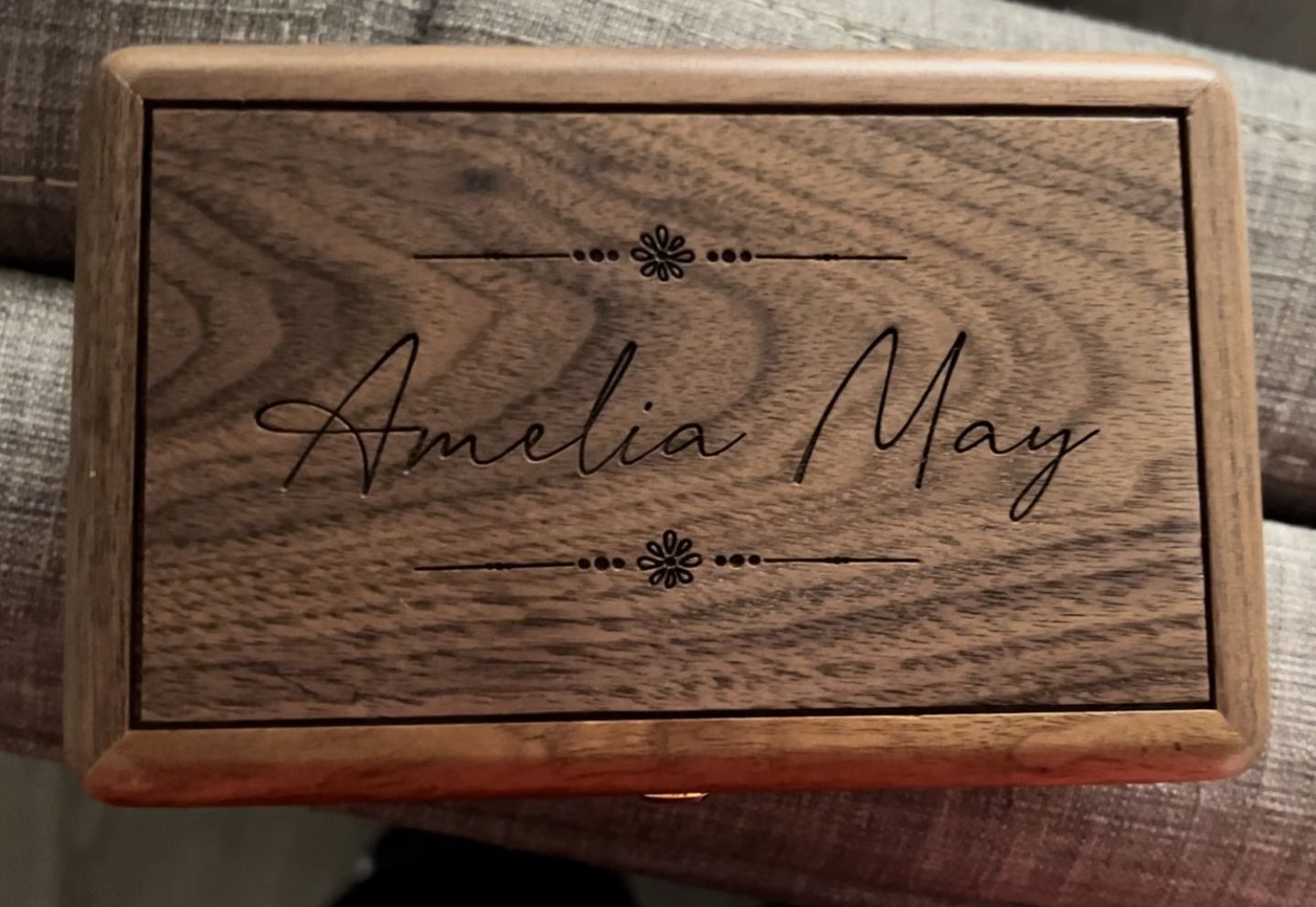 Customer photo review of Klara - Jewelry Music Box