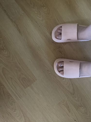 Customer photo review of The Cushy Slides™