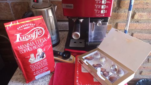 Customer photo review of Pack Lucaffe Mamma Lucia 1 kg Grano Entero más Molinillo Sindelen