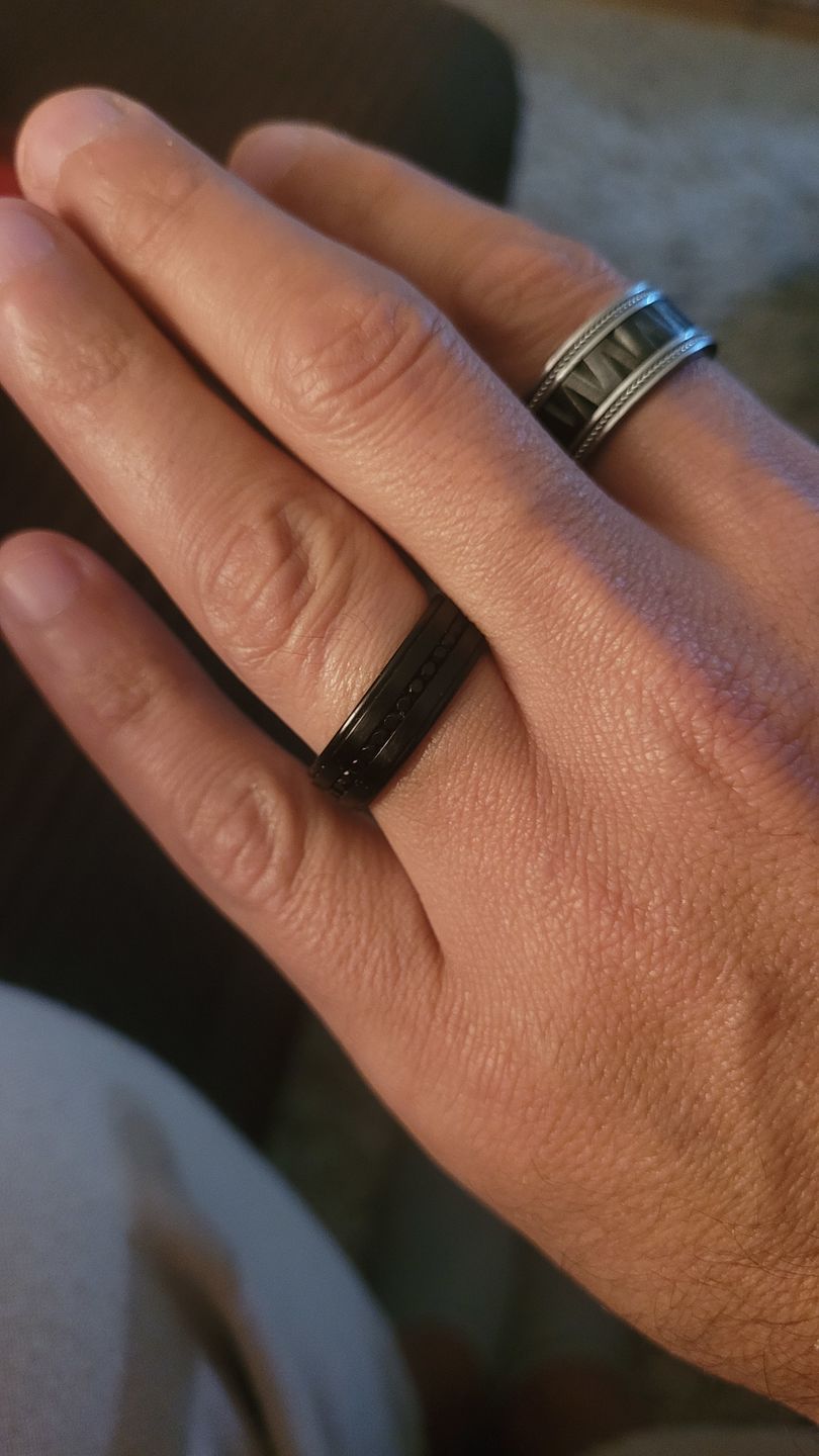 Customer photo review of Black Stone Matte Band