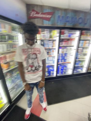 Customer photo review of Cherry 11s DopeSkill T-Shirt Real Lover Graphic
