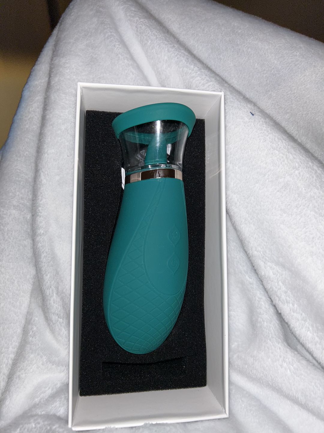 Customer photo review of SCIONESS Sucking and Licking Clitoral Stimulator