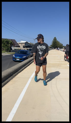 Customer photo review of Wolves - Pump cover - Oversized Gym T-shirt  - Acid Wash