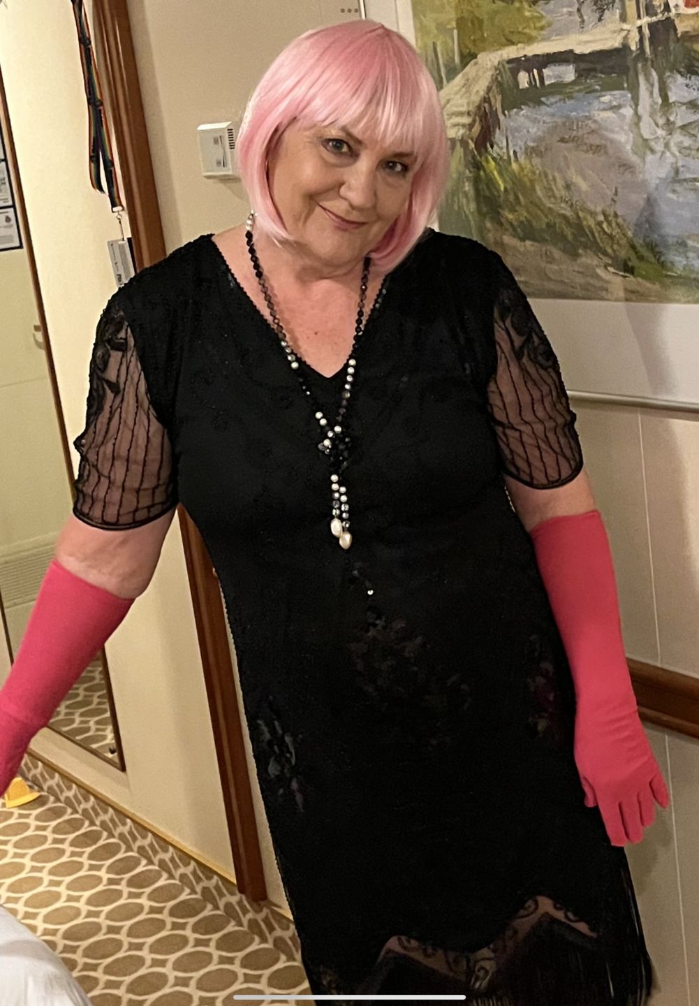 Customer photo review of 1920s Black Evelyn Plus Size Gatsby Dress