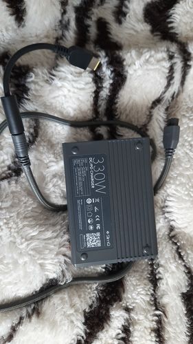 Customer photo review of 330W Laptop Charger