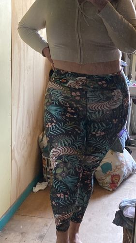 Customer photo review of Leggins Savage Gold Serpent