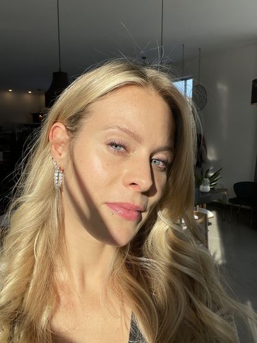 Customer photo review of Crystal Hoops