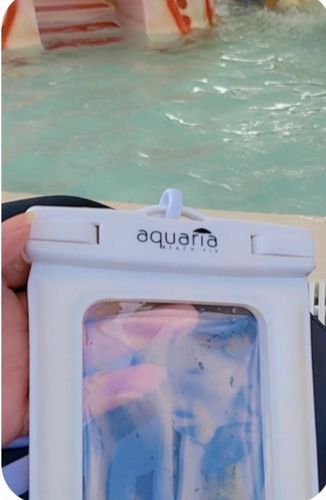 Customer photo review of Waterproof Phone Cover