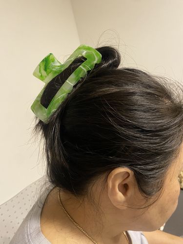 Customer photo review of XL Malibu Claw Clip