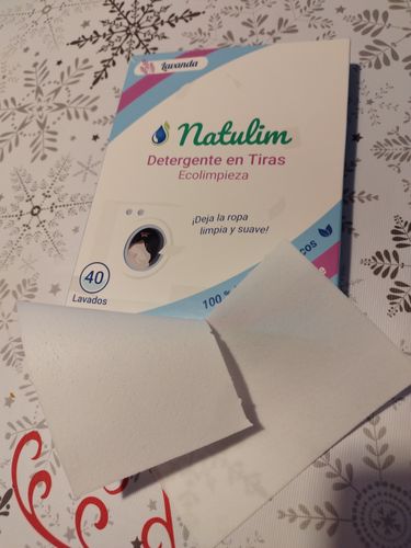 Customer photo review of Eco-Tiras de Detergente 40 lavados Natulim