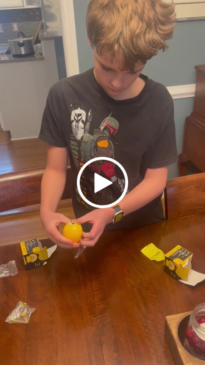 Customer video review of Puking Ball™ Kit