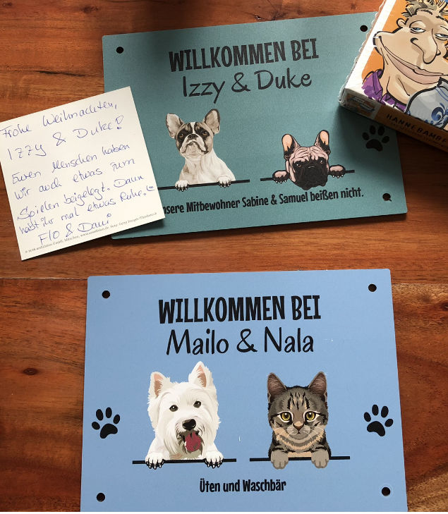 Customer photo review of Spähende Haustiere - Individuelles Türschild