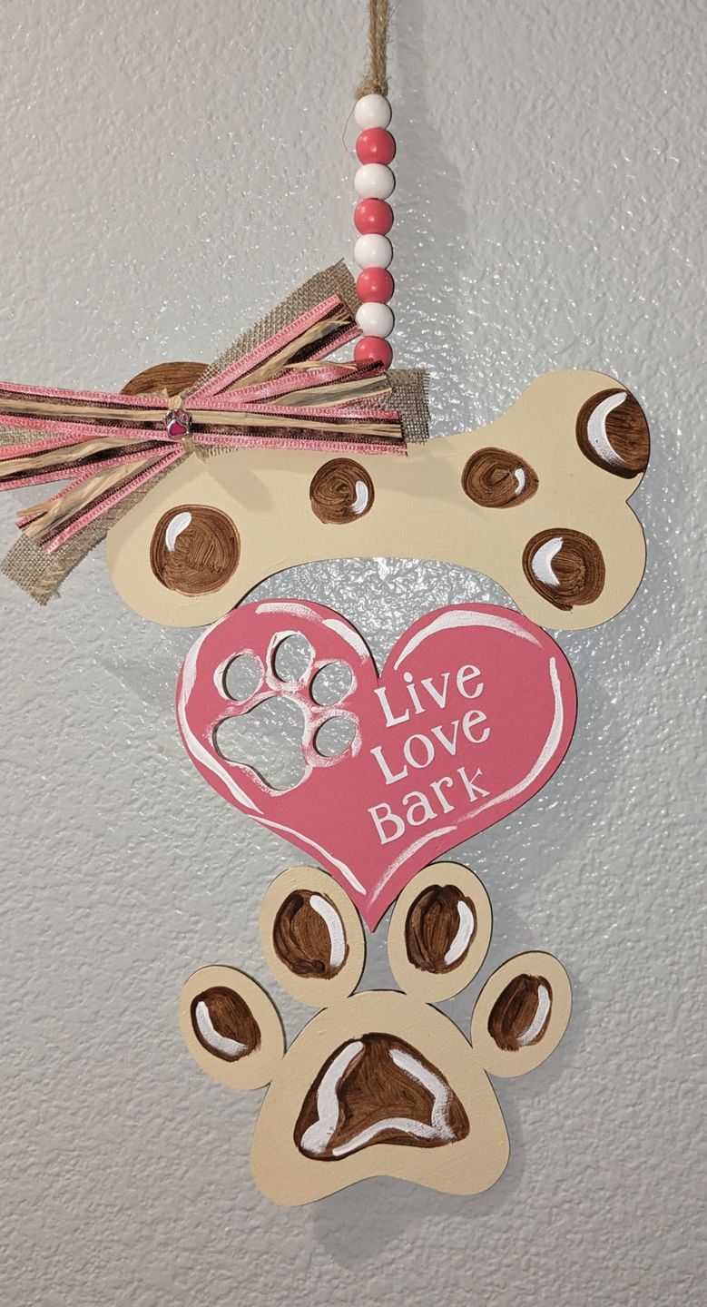 Customer photo review of Unfinished Wood Pawprint Heart Shape - Craft - up to 36"