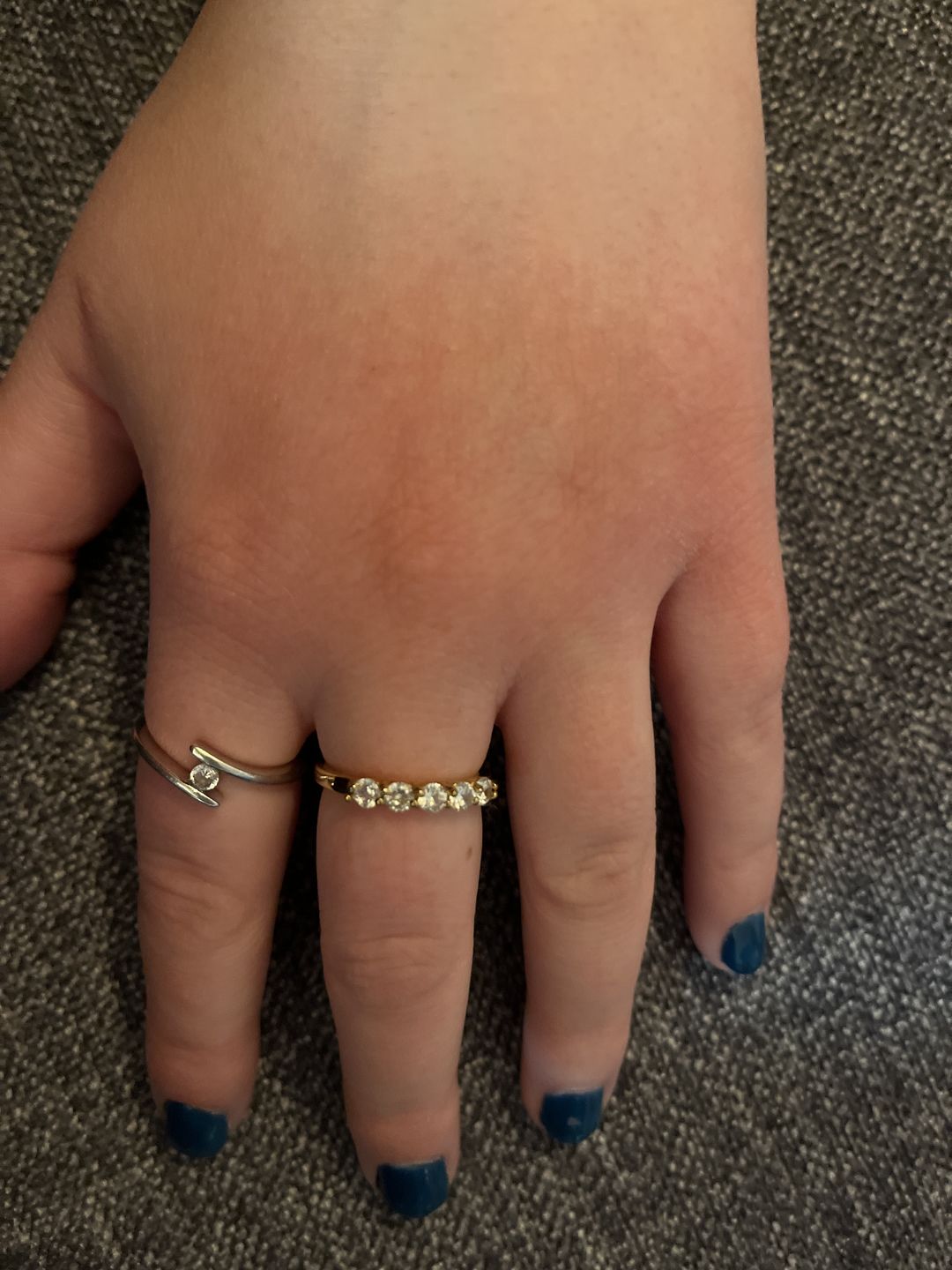 Customer photo review of Éclat Ring - Gold