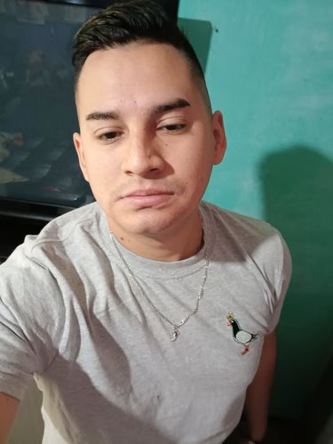 Customer photo review of Playera Básica Gris Jaspe Palomito