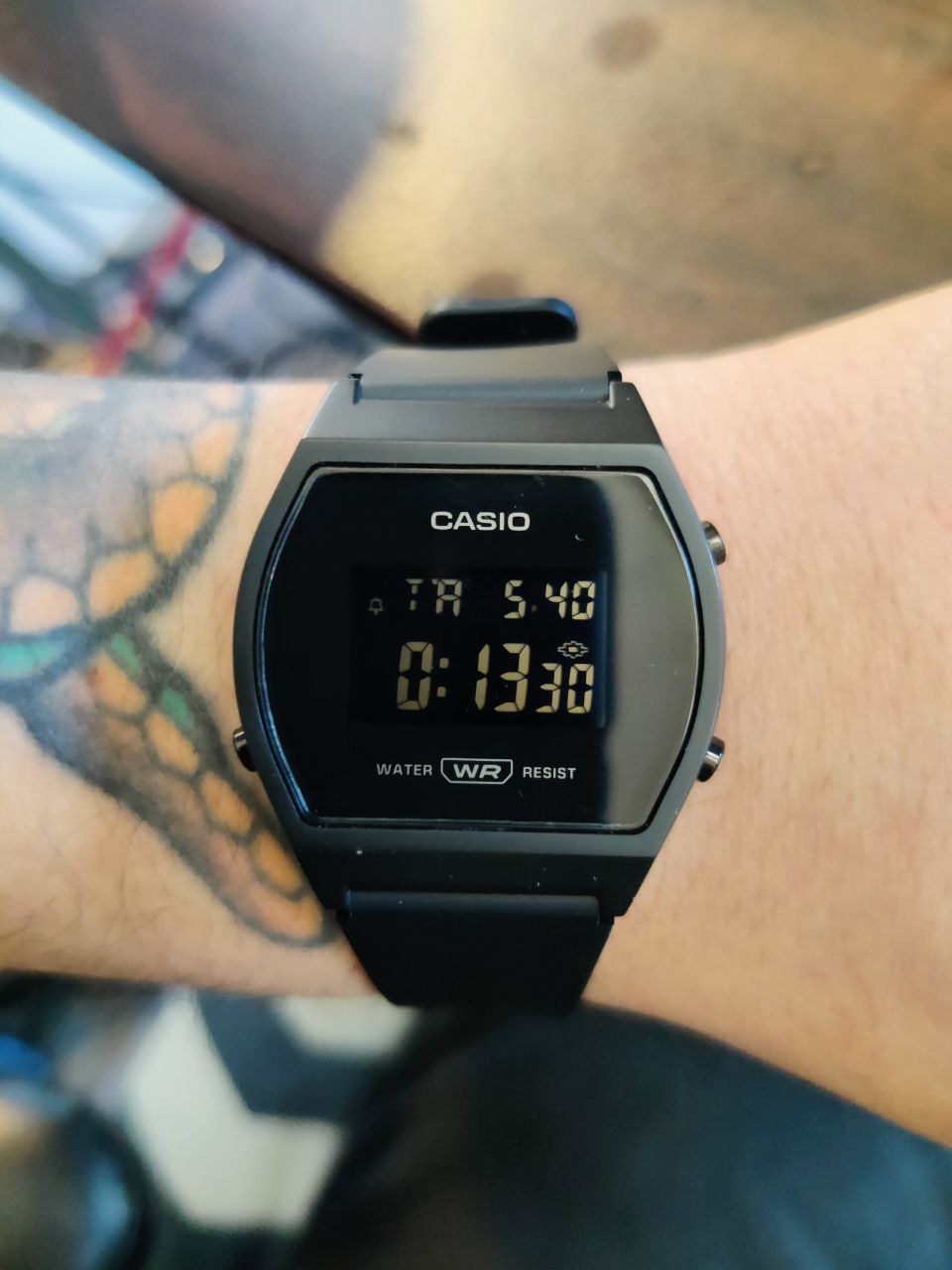 Customer photo review of Reloj Casio Vintage LW-204-1BDF Negro Pantalla Negativa