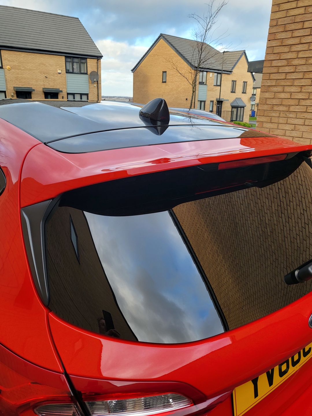 Customer photo review of Proform New 'Shark Fin' Aerial - Mk8/8.5 Ford Fiesta / Mk2 Puma