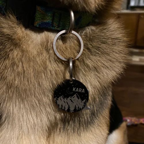 Customer photo review of Personalisierte Hundemarke Rund mit Gravur