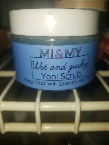 Customer photo review of Wet And Gushy Yoni Scrub