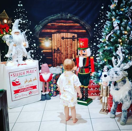 Customer photo review of Kate Christmas Tree Night Backdrop Barn Bokeh Door for Photography