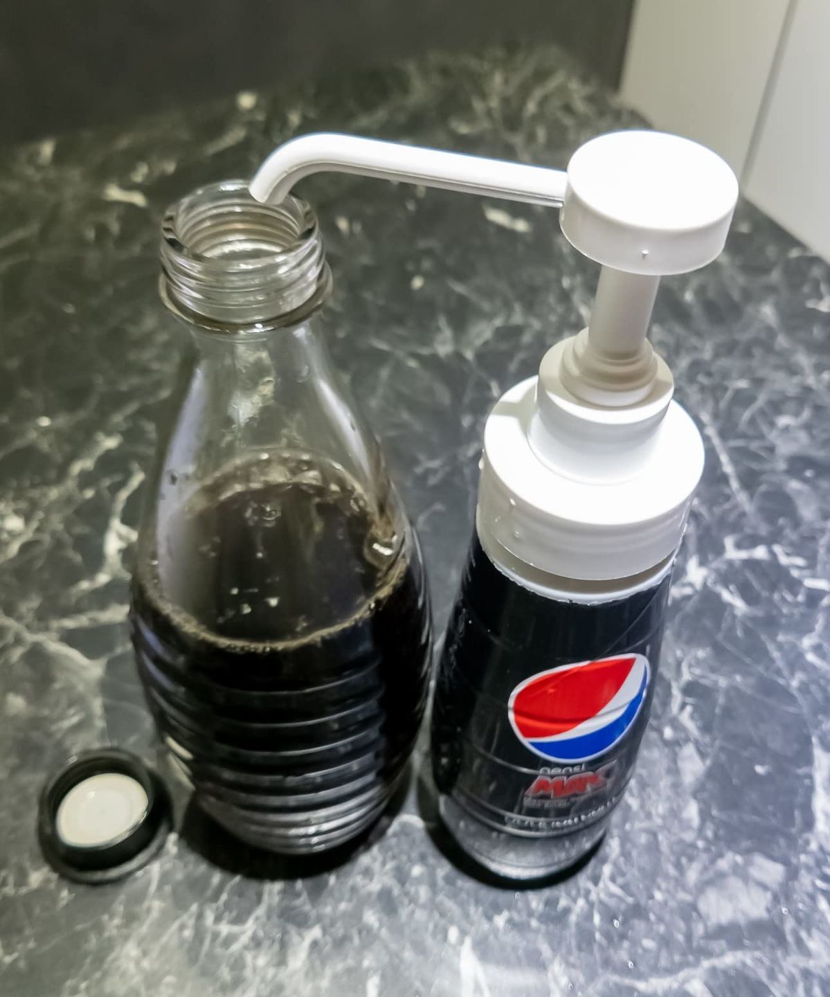 Customer photo review of KAWENTSMANN X KJUB Dosierpumpe für Sirupflaschen