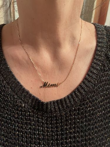 Customer photo review of 10KT Gold Personalized Name Necklace 009