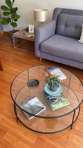 Customer photo review of Mesa de centro 80  NEGRA dos niveles GLASS