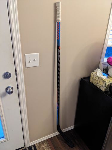 Customer photo review of Warrior Covert QRE Pro T1 Intermediate Hockey Stick