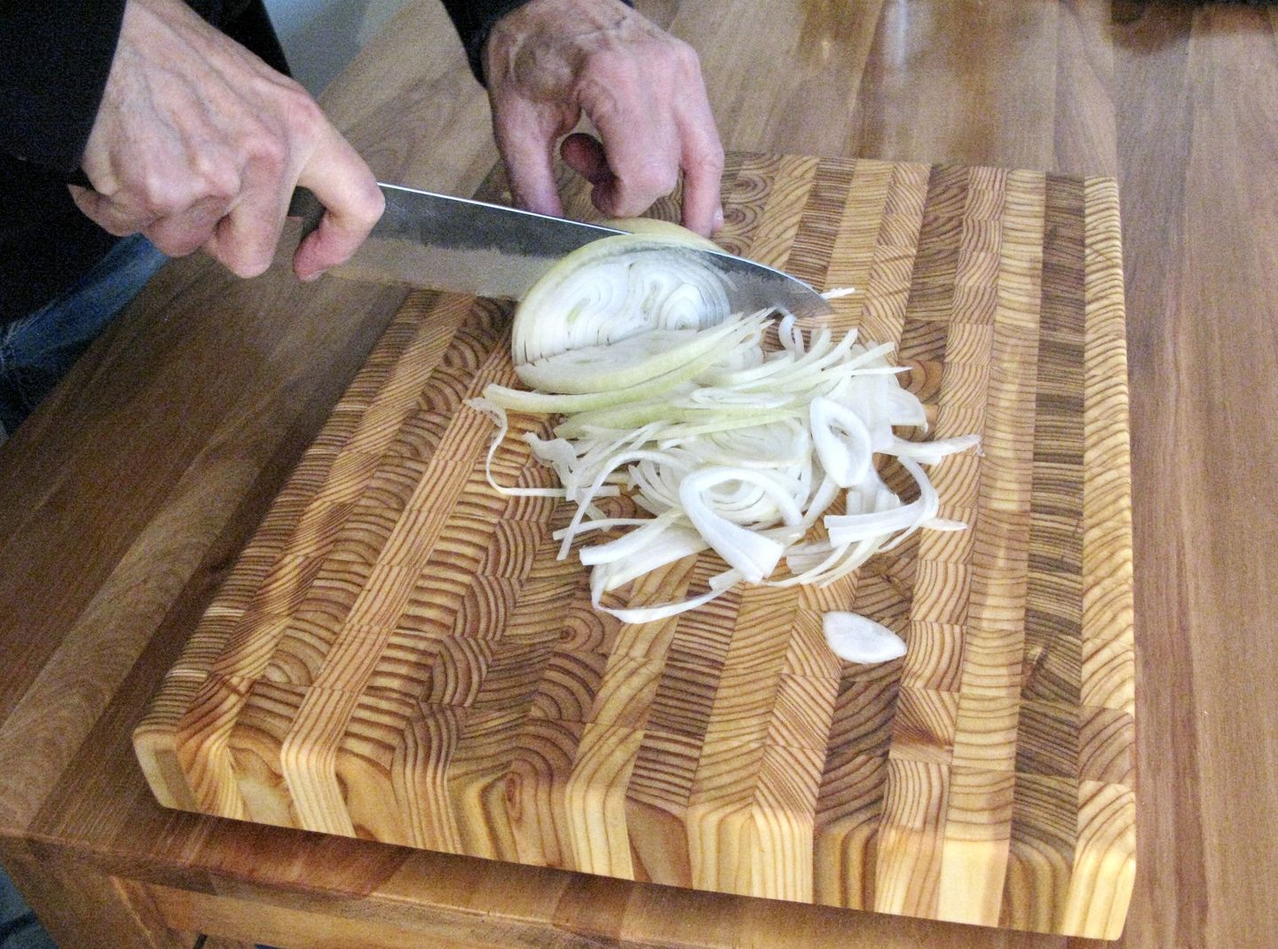 Customer photo review of Larchwood Cutting Board