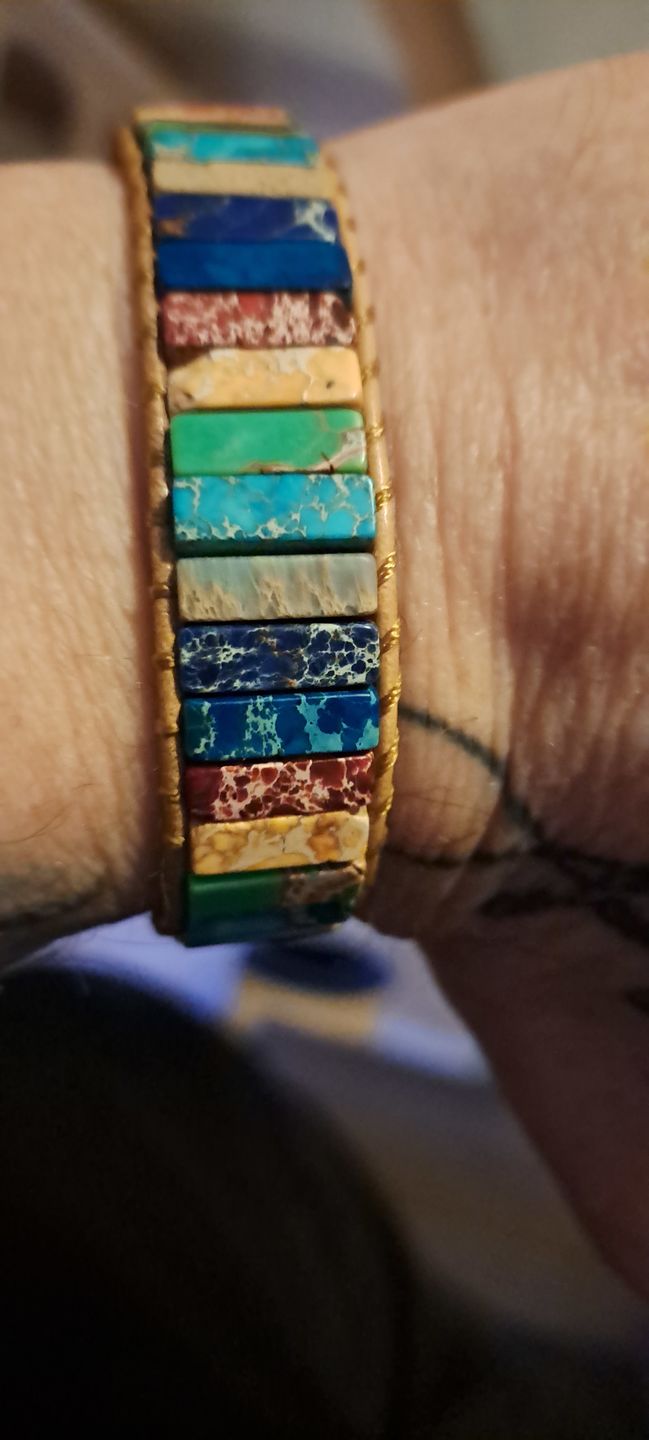 Customer photo review of JASPIS Buntes CHAKRA Armband