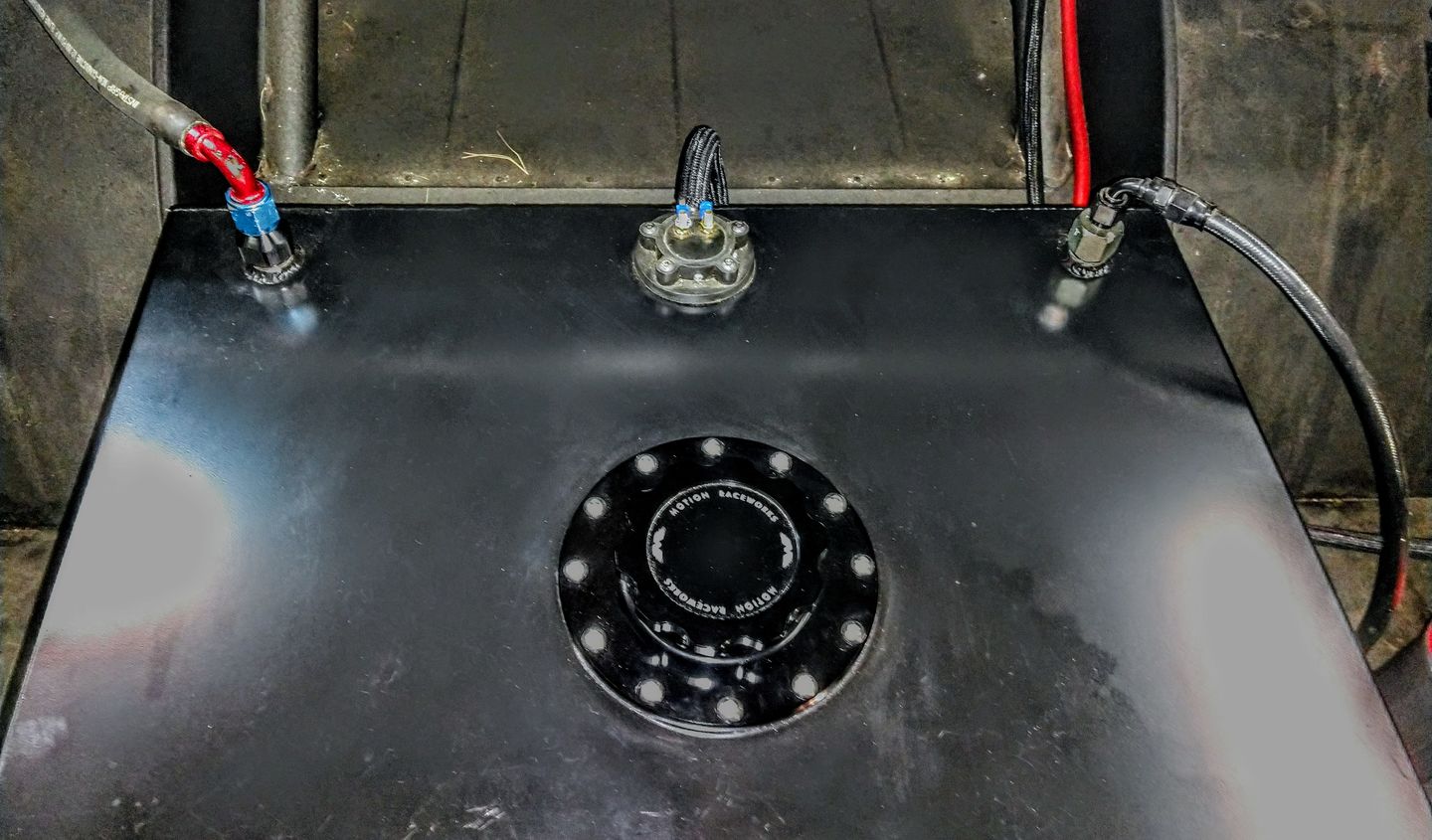 Customer photo review of Motion Billet Fuel Cap (Screw on) 12 bolt w/ Seal and Hardware 27-150