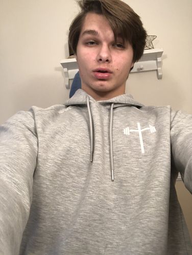 Customer photo review of Elite Hoodie - Heather Grey