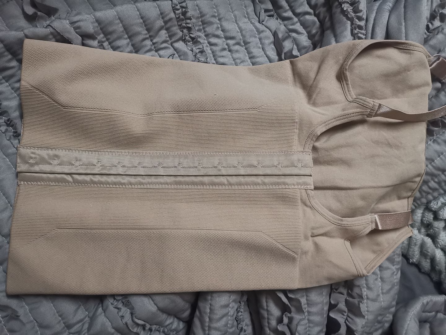 Customer photo review of Microfiber Shoulder Straps Back Support Waist and Abdomen Control Corset