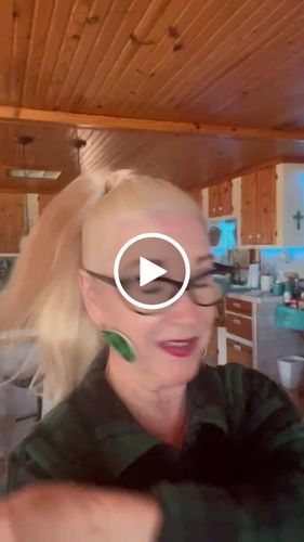 Customer video review of Full Shine 100% Human Hair Ponytail Extensions Platinum Blonde (#60)