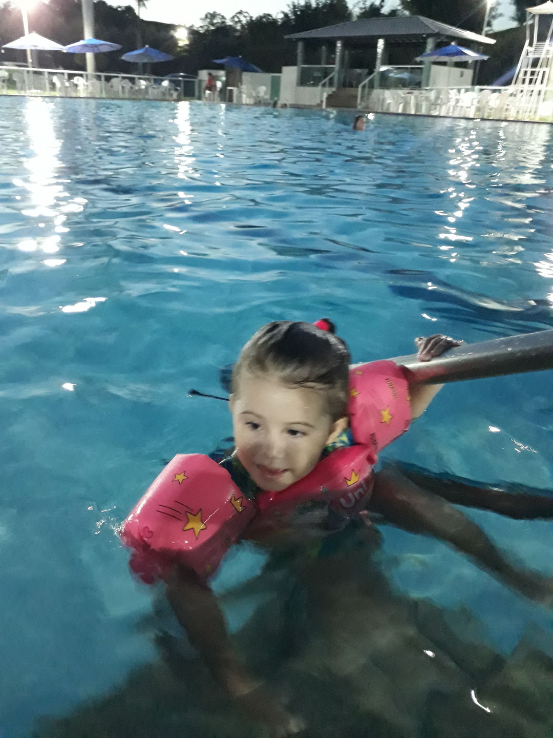 Customer photo review of Colete Flutuador Infantil