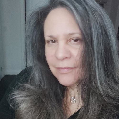 Customer photo review of EvenSkyn® Lumo: Premium Anti-Aging & Skin Tightening Handset