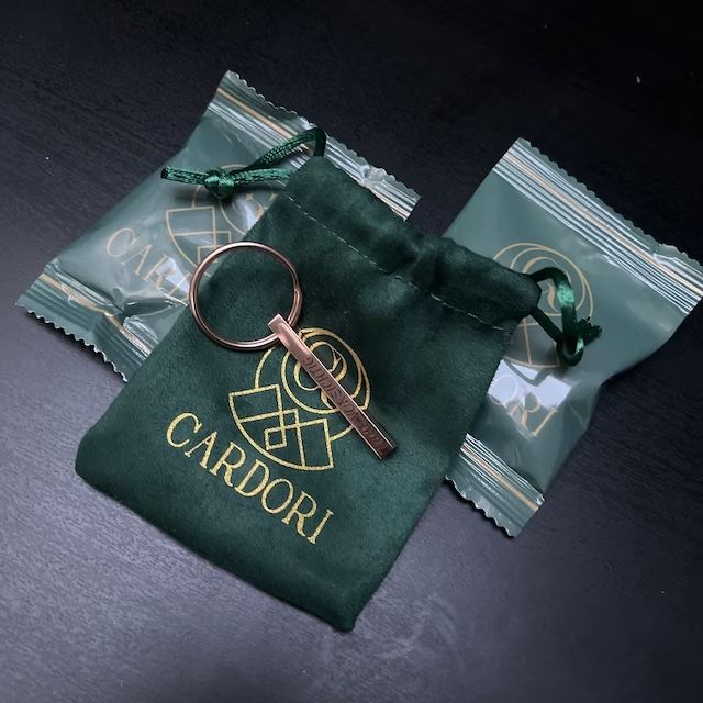 Customer photo review of Säulen Schlüsselanhänger mit Gravur