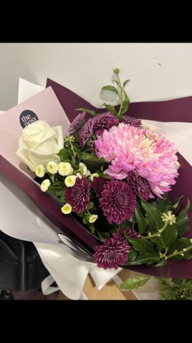 Customer photo review of Seasonal Posy - Small