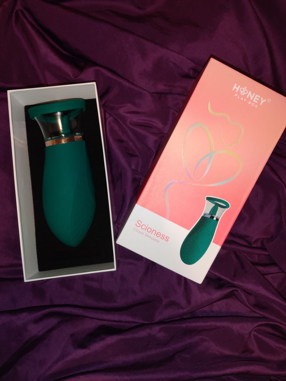 Customer photo review of SCIONESS Sucking and Licking Clitoral Stimulator