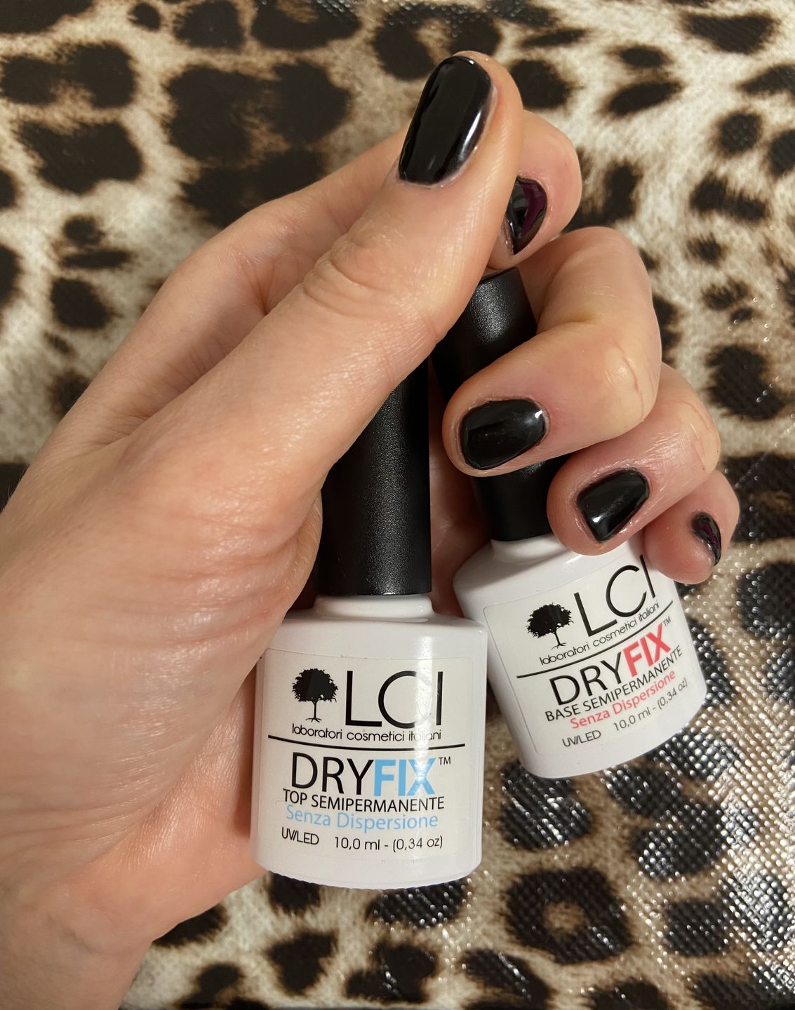 Customer photo review of LCI Combo Pack: Base Coat DryFix 10 ml + Top Coat DryFix 10 ml