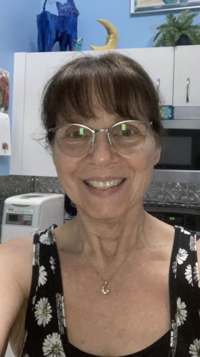 Customer photo review of EvenSkyn® Lumo: Premium Anti-Aging & Skin Tightening Handset