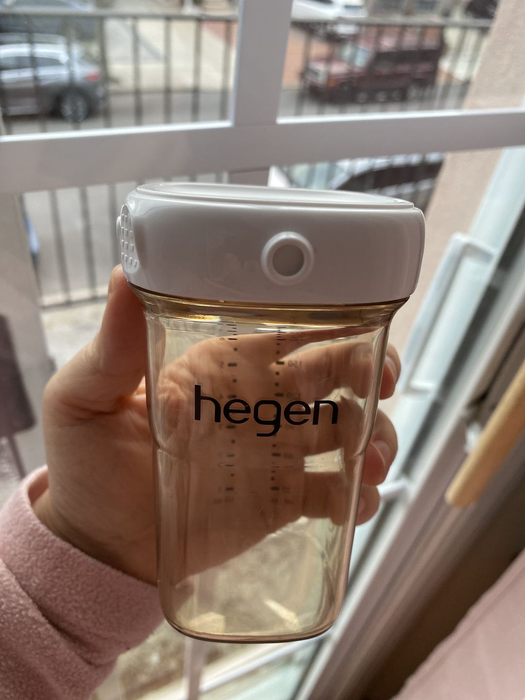 Customer photo review of Hegen PCTO™ Breast Milk Storage Lid White