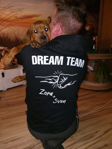 Customer photo review of Dream Team Fauststoß - Individueller Hoodie Unisex Rückendruck
