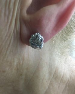 Customer photo review of Love Knot Stud Earrings