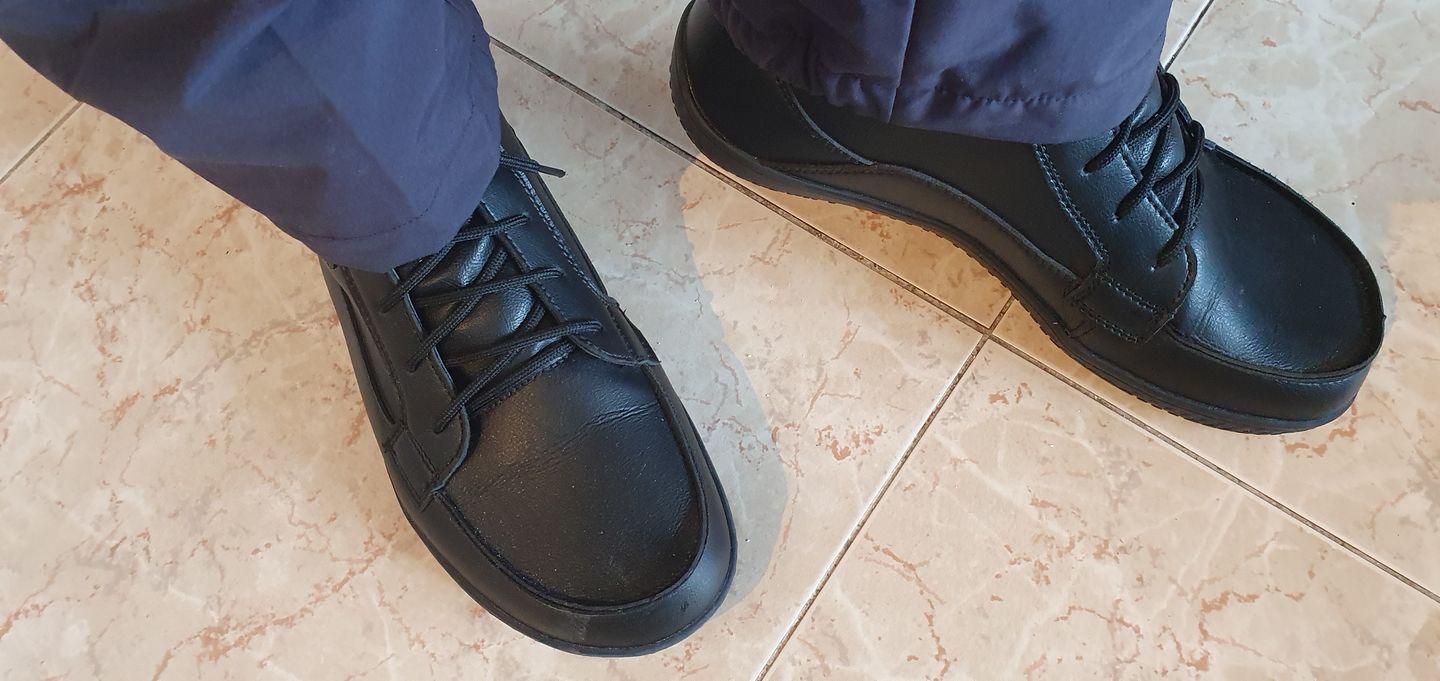 Customer photo review of Invierno Barefoot Zapatillas Crowner Ambition Ⅰ