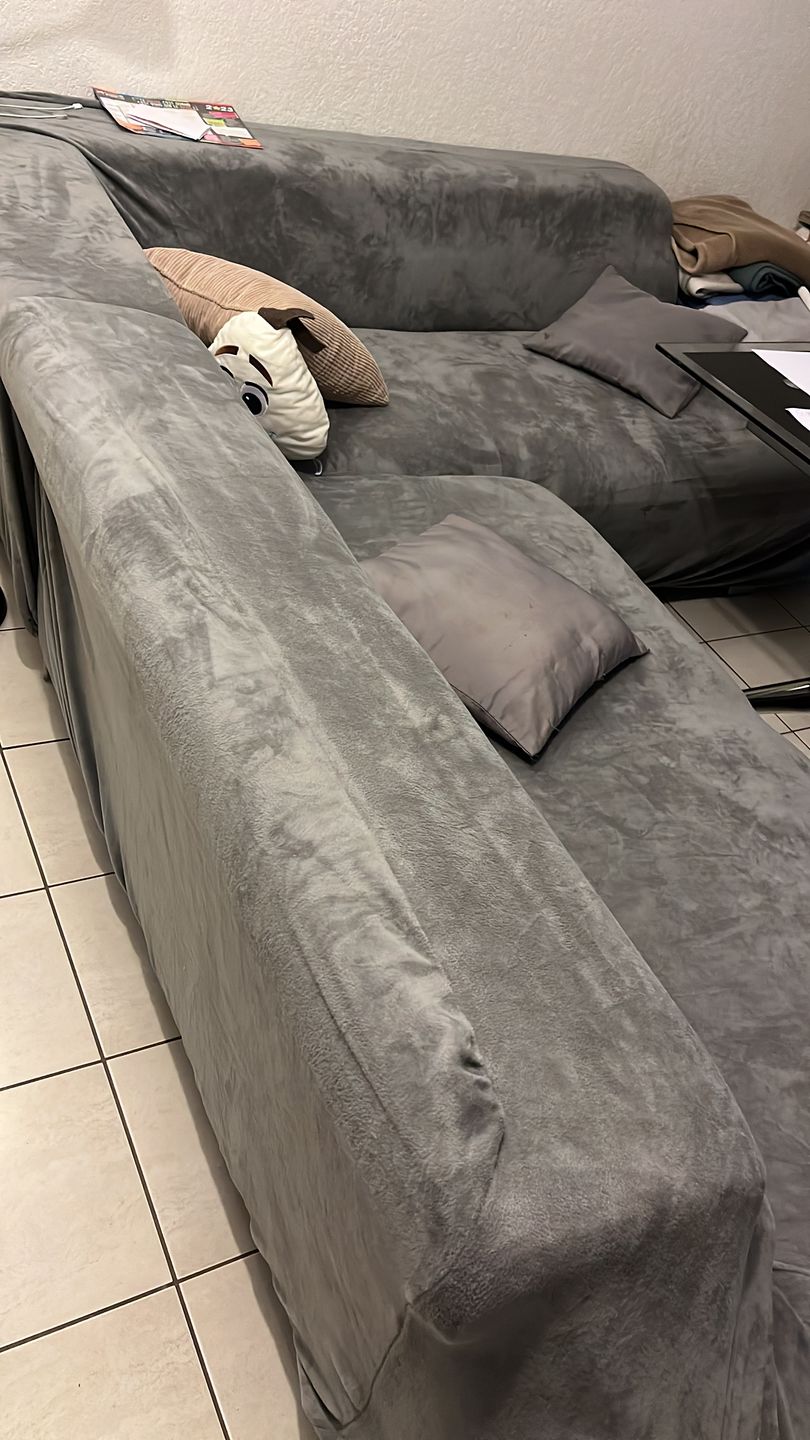 Customer photo review of Gris clair - Housses en velours Extensibles de Fauteuil et Canapé
