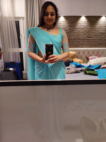 Customer photo review of Rubans Silver Toned Hand Crafted Oxidised Necklace Set